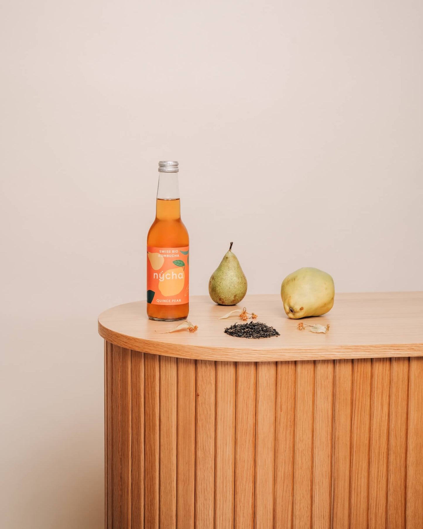 quince pear kombucha, bio - 16er box